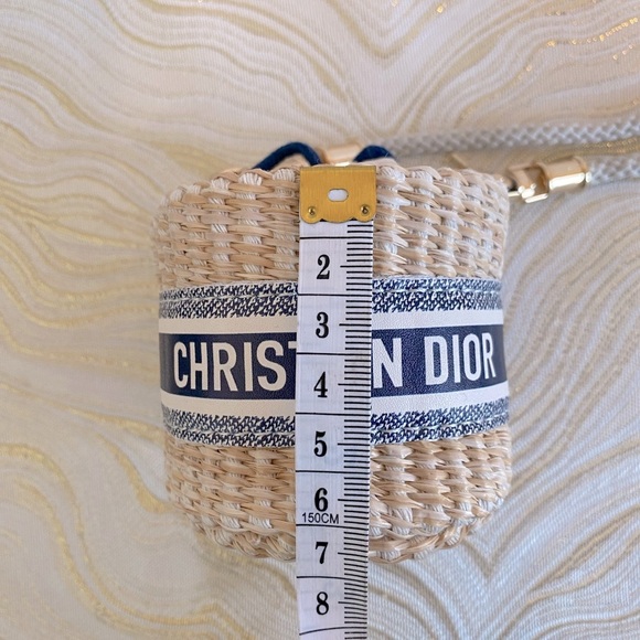 Sold✨ Authentic Christian Dior Mini Straw Bucket Bag - Picture 12 of 16